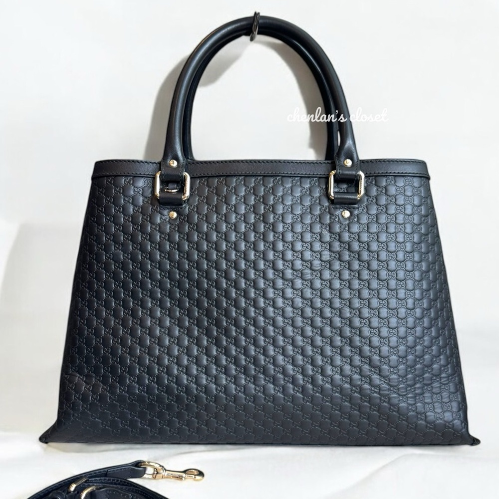 Authentic Gucci Satchel - Picture 5 of 15